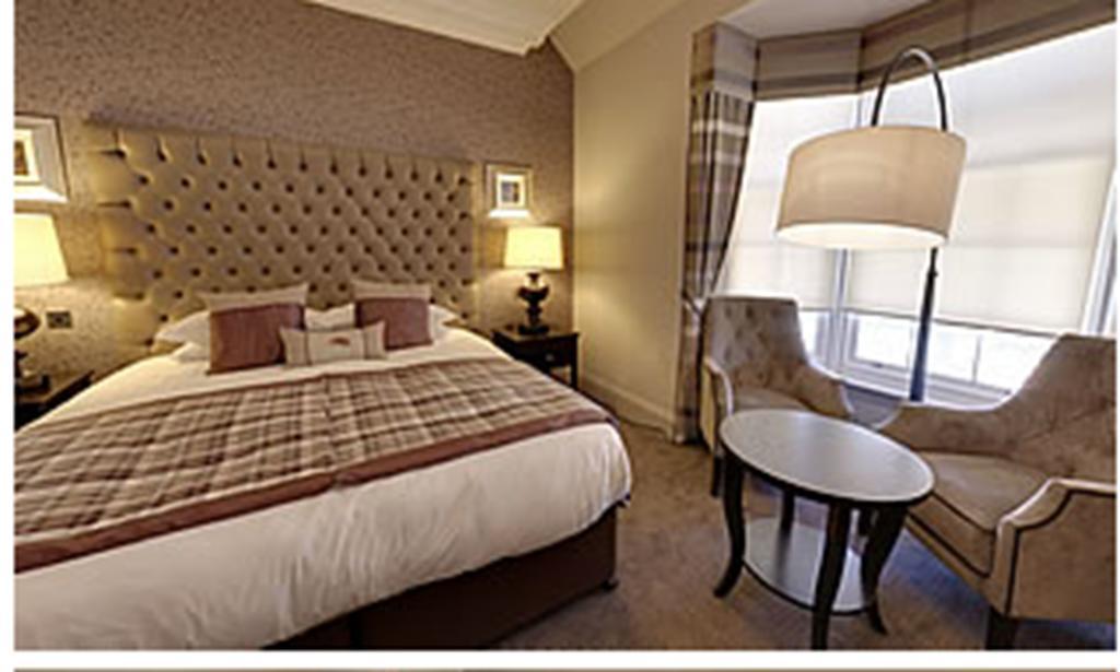 Dumfries Arms Hotel Cumnock Room photo